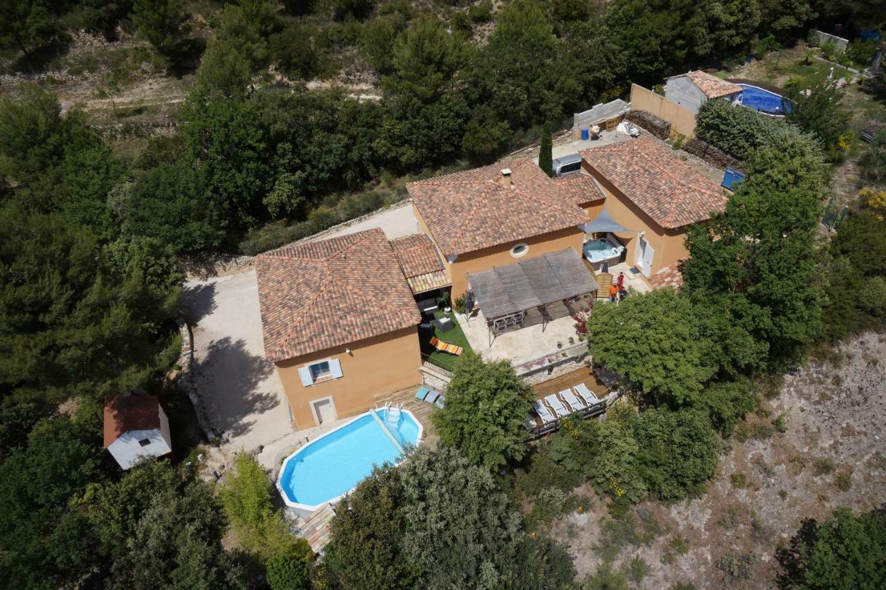 Maison d'hôtes la Garenne Puyloubier Exterior foto
